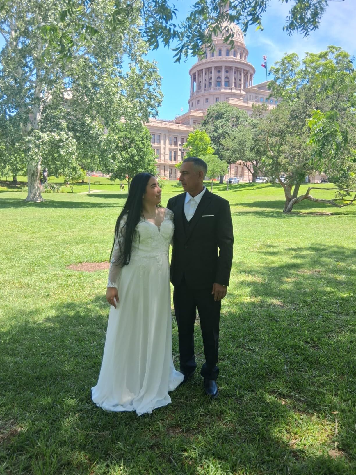 best wedding dress for park photos